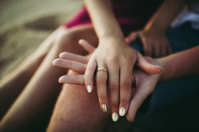 Difficulty reaching orgasm after moving in together when touch no longer feels spontaneous: a sex clinician’s in-depth answer