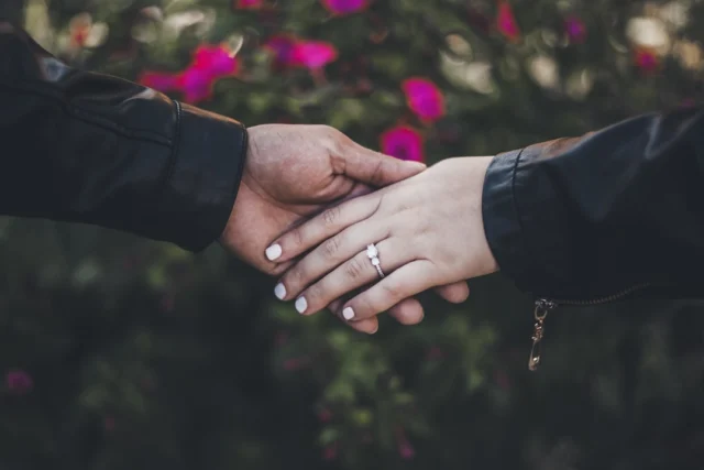 Difficulty staying aroused in a long-term marriage when communication has gone quiet: a sex clinician’s in-depth answer