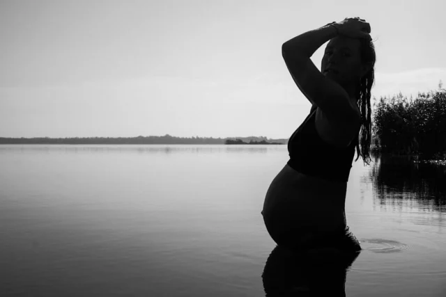 Postpartum intimacy discomfort in midlife with demanding careers when confidence dropped after one difficult experience: a sex clinician’s in-depth answer