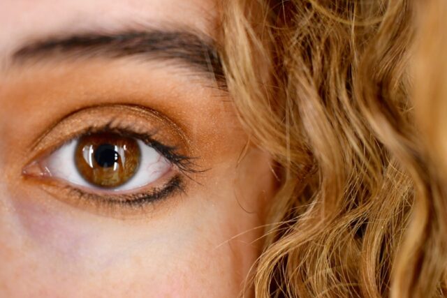 The Psychology of Lingerie: Confidence and the gaze